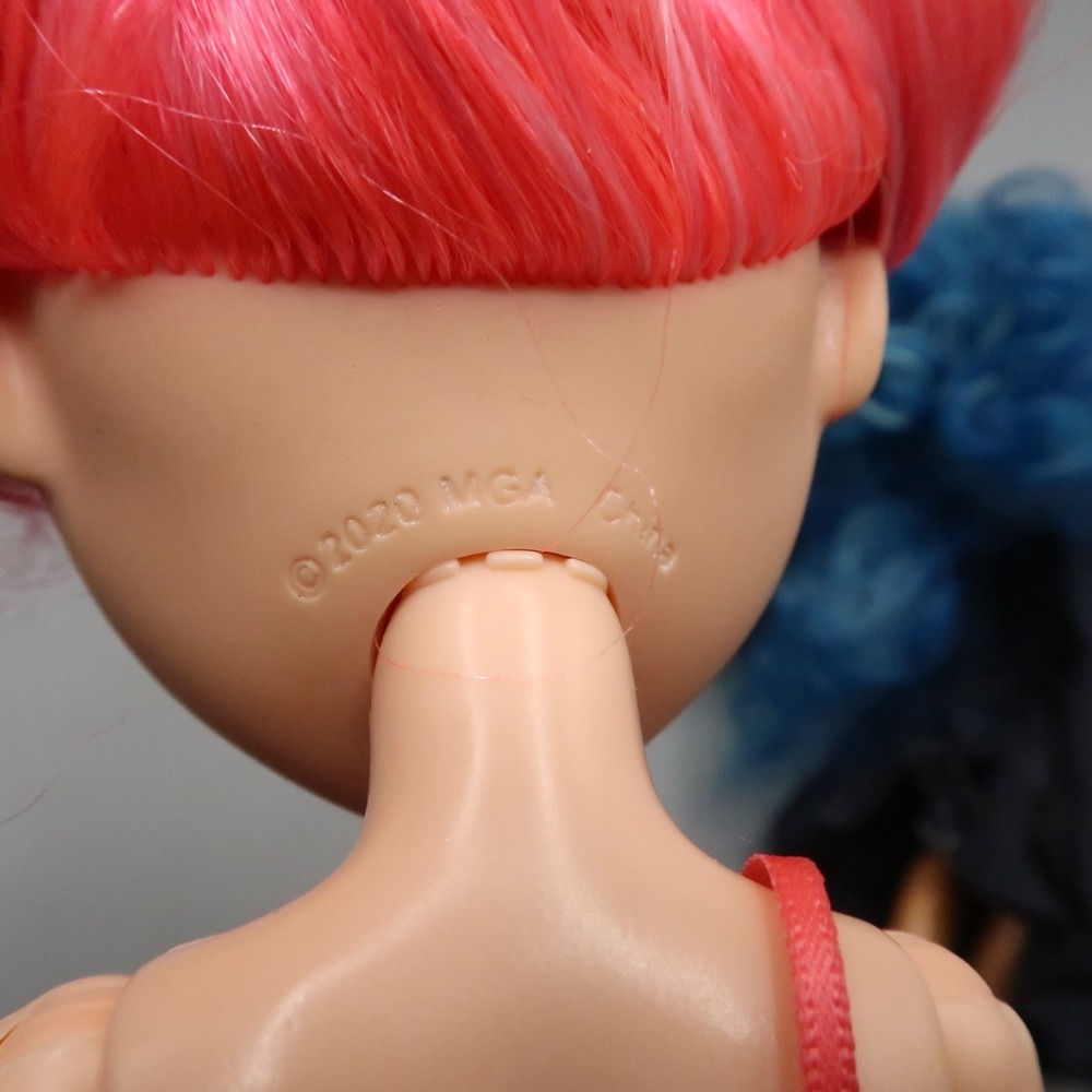 RAINBOW HIGH Series 5 Priscilla Perez Pink & Skyler Bradshaw Blue Doll Lot 2020 - Picture 6 of 7